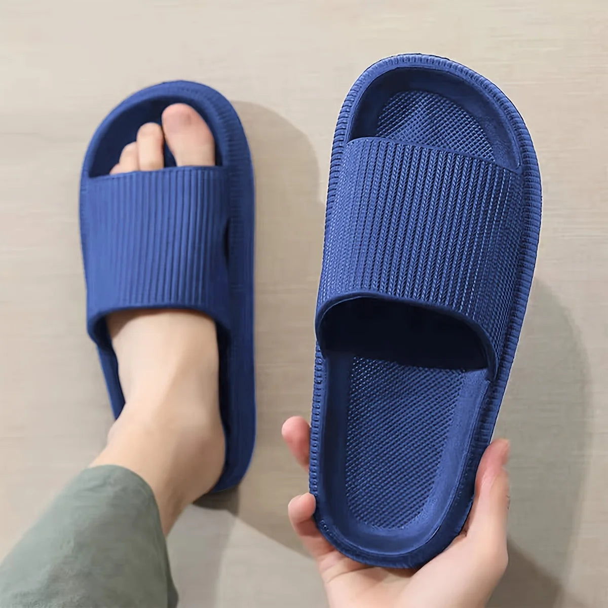 Dicksohlige Slipper für Damen & Herren – Rutschfeste Sommer EVA Sandalen für Bad, Dusche & Alltag