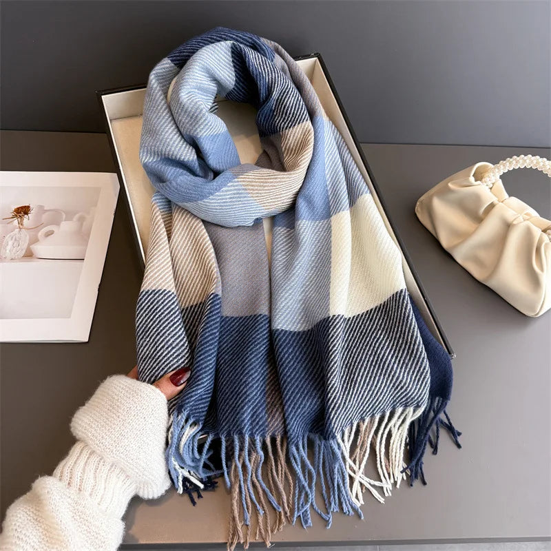 Damen Britischer Karoschal für Herbst & Winter – Warmer Retro-Winterschal mit Fransen, Großes Kariertes Schultertuch