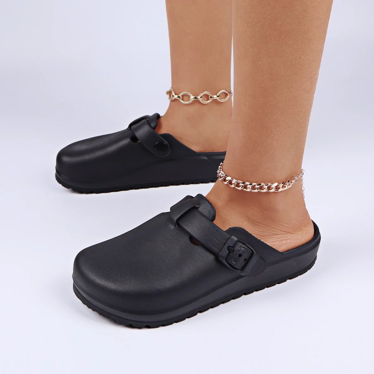 Hausschuhe mit Verstellbarer Schnalle für Damen & Herren – Leichte EVA Geschlossene Indoor Slides Weiche Plateausandalen