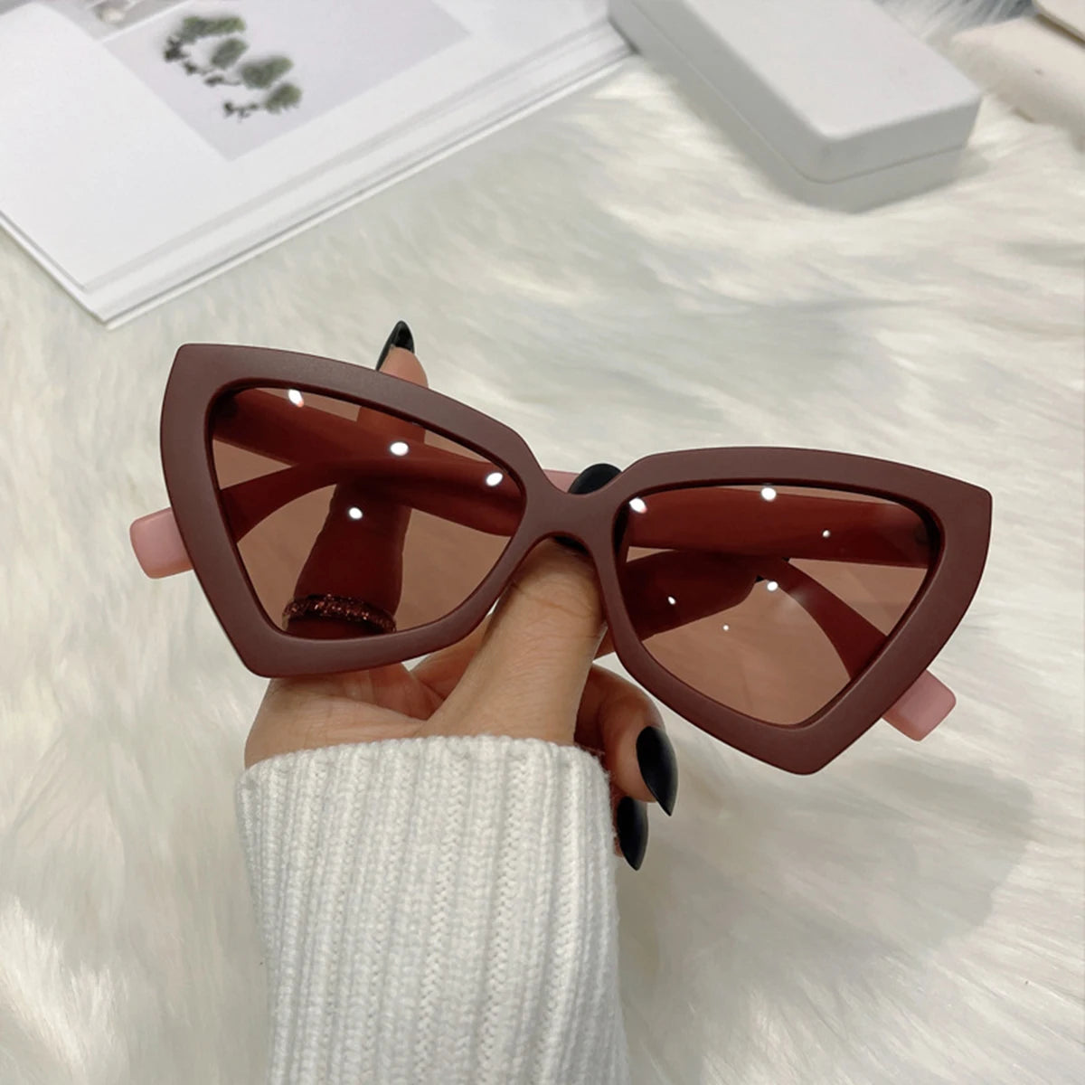 Vintage Dreieckige Cat-Eye-Sonnenbrille – Retro Polygon-Sonnenbrille für Damen & Herren