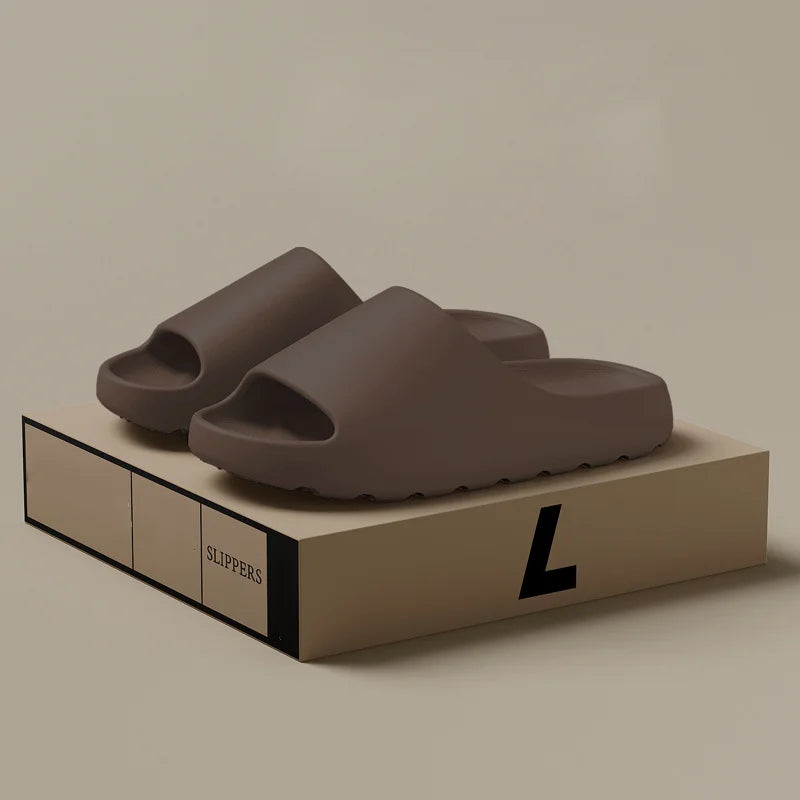 Lässige Slipper mit Innovativem Design für Damen & Herren – Leichte EVA Weiche Hausschuhe Hochwertige Exklusive Marken Slides