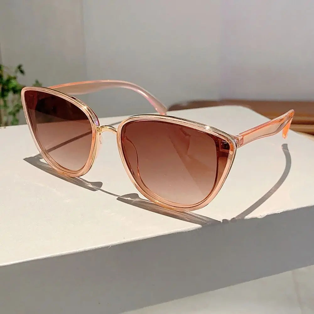 Retro Vintage Cat-Eye-Sonnenbrille – UV400-Sonnenbrille mit Farbverlaufsgläsern & Beschichtung für Damen & Herren