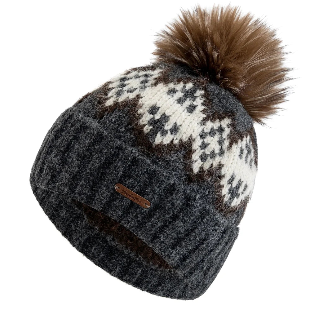 Damen Fair-Isle Jacquard Winter-Strickmütze – Lockere Beanie mit Kunstfell-Bommeln