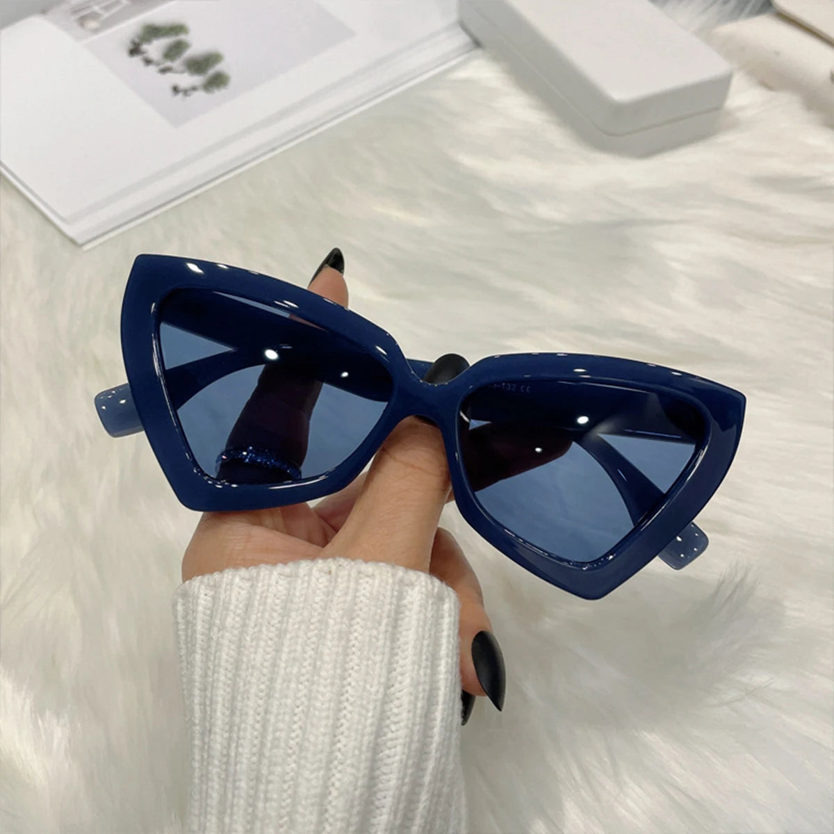 Vintage Dreieckige Cat-Eye-Sonnenbrille – Retro Polygon-Sonnenbrille für Damen & Herren