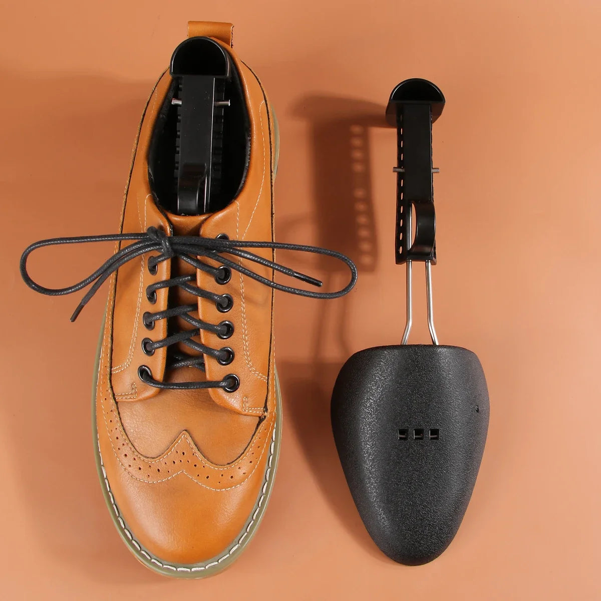 Verstellbare Kunststoff Schuhspanner – Schuhformer und Schuhstütze für Damen und Herren (1 Paar)