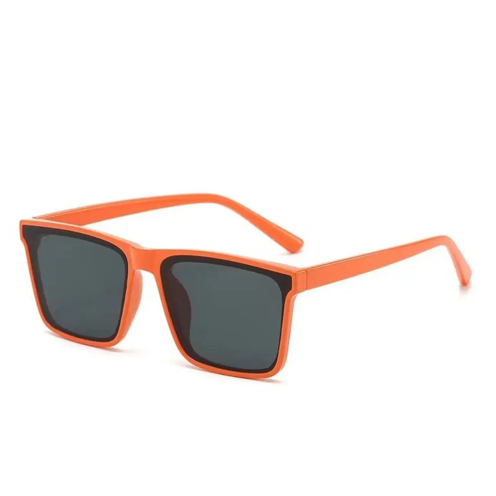 Sonnenbrille mit Eckigem Rahmen – Schwarze Retro-Sonnenbrille für Streetwear, Sommer & Strand
