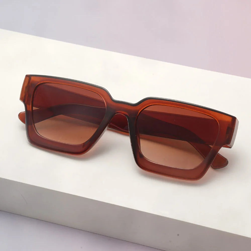 Klassische Unisex-Sonnenbrille – Modische Sonnenbrille mit Kunststoffrahmen für Strand, Partys & Bühnenauftritte