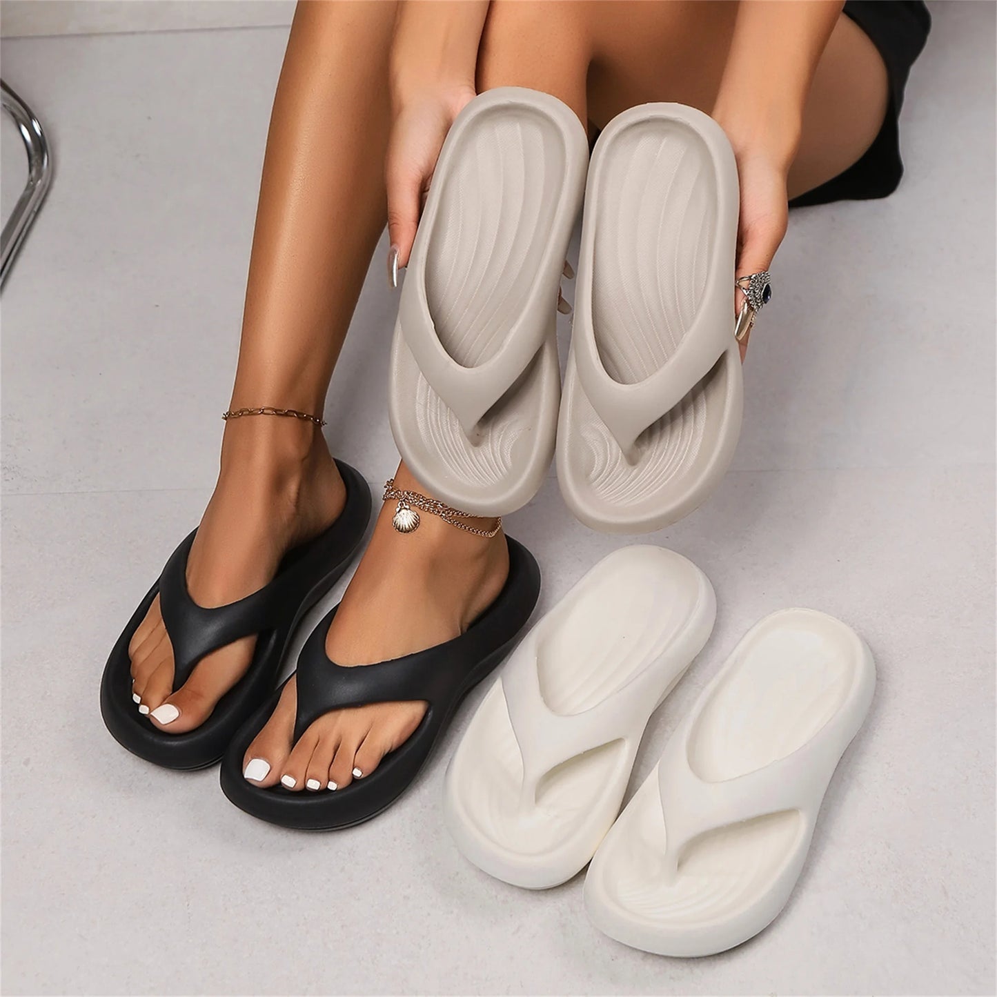 Stylische EVA Flip-Flops für Damen & Herren – Bequeme Weiche Rutschfeste Geruchsarme Modische Sommerschuhe für Strand & Freizeit
