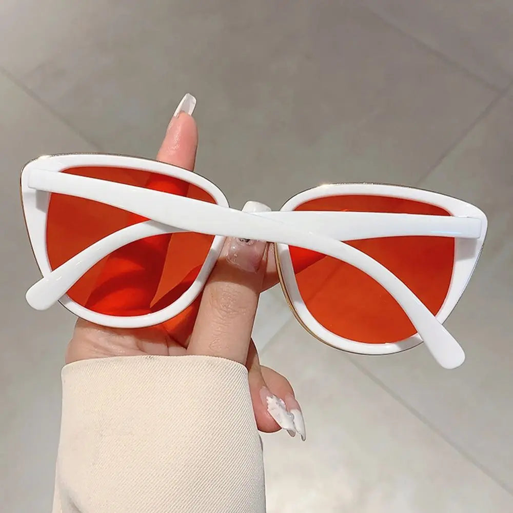Retro Vintage Cat-Eye-Sonnenbrille – UV400-Sonnenbrille mit Farbverlaufsgläsern & Beschichtung für Damen & Herren