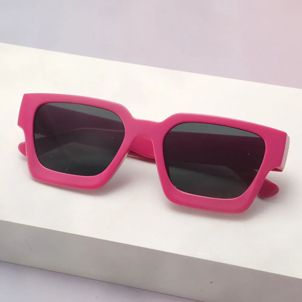 Klassische Unisex-Sonnenbrille – Modische Sonnenbrille mit Kunststoffrahmen für Strand, Partys & Bühnenauftritte