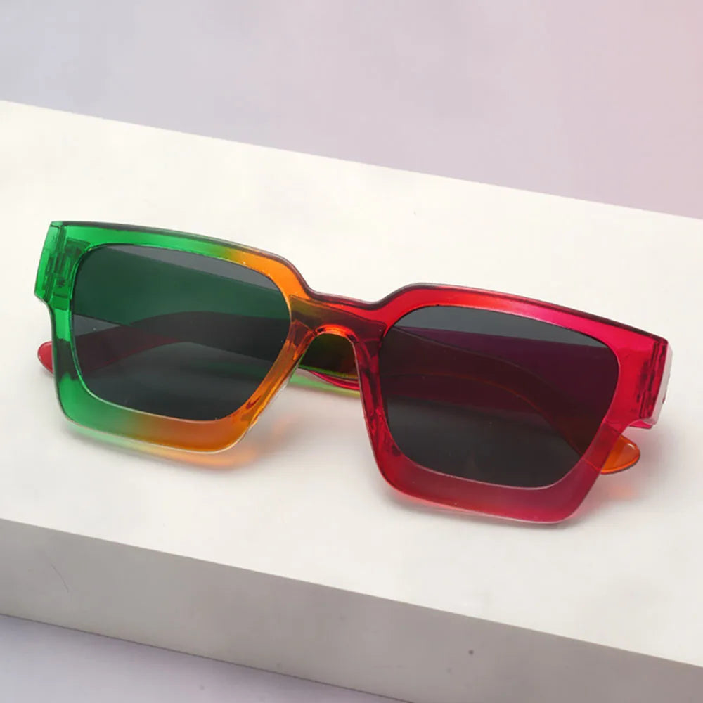 Klassische Unisex-Sonnenbrille – Modische Sonnenbrille mit Kunststoffrahmen für Strand, Partys & Bühnenauftritte