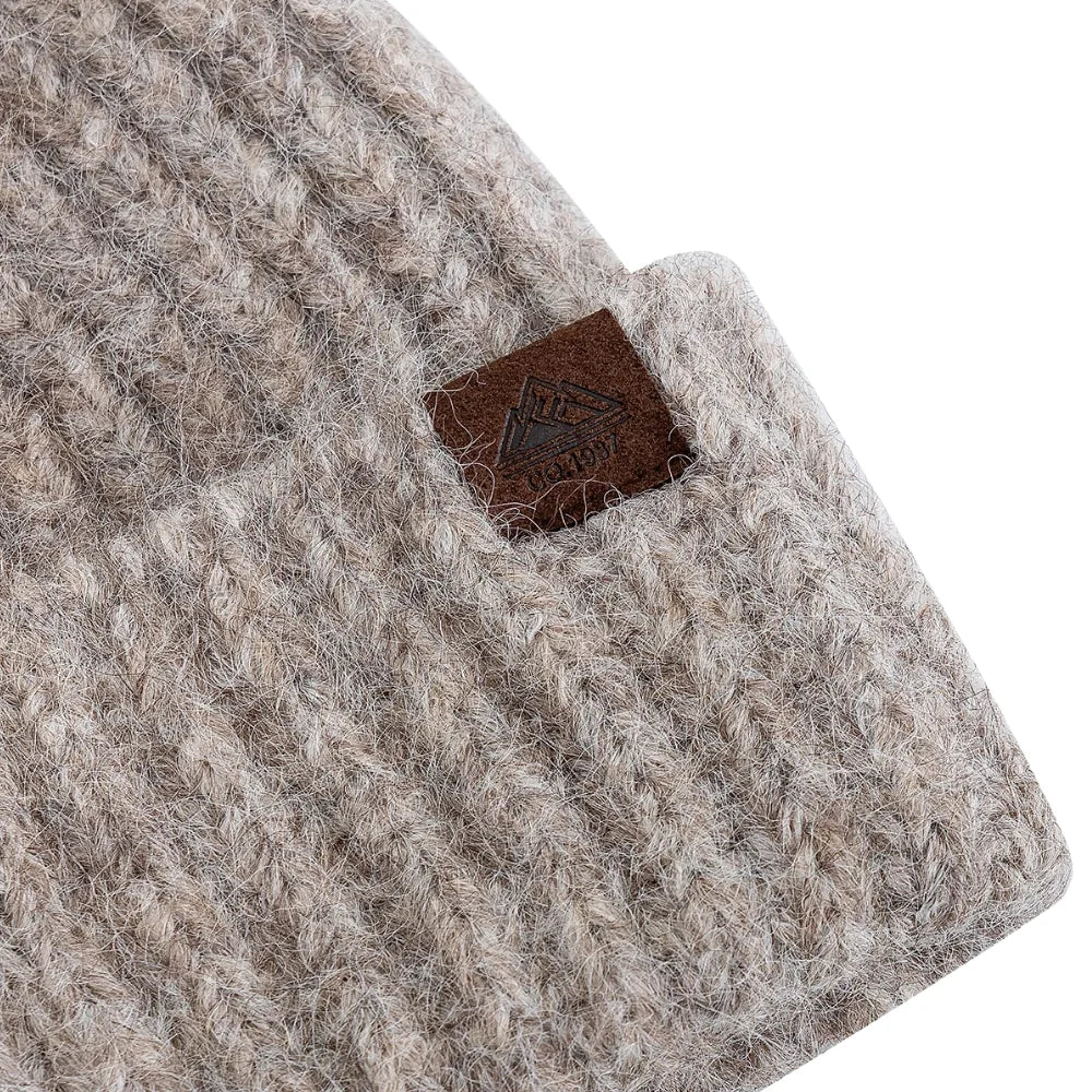 Damen Winter-Beanie mit Zopfmuster – Weiche Warme Strickmütze mit Lockerer Passform & Kunstfell-Bommel