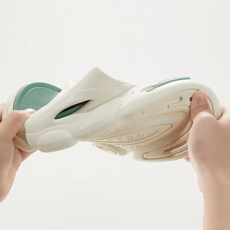 Herren & Damen Sommer Slipper – Dicke Sohle Rutschfeste Hausschuhe Weiche Cloud Slides für Bad, Dusche & Strand