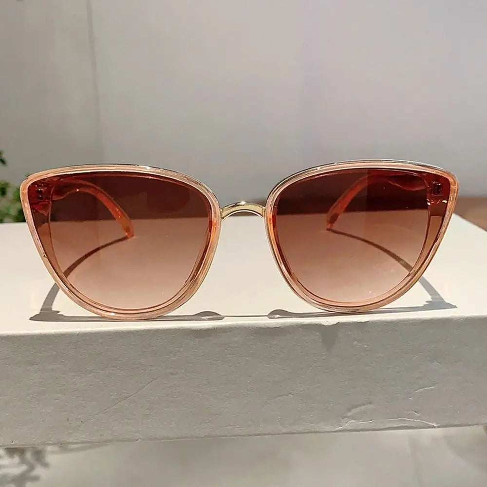 Retro Vintage Cat-Eye-Sonnenbrille – UV400-Sonnenbrille mit Farbverlaufsgläsern & Beschichtung für Damen & Herren